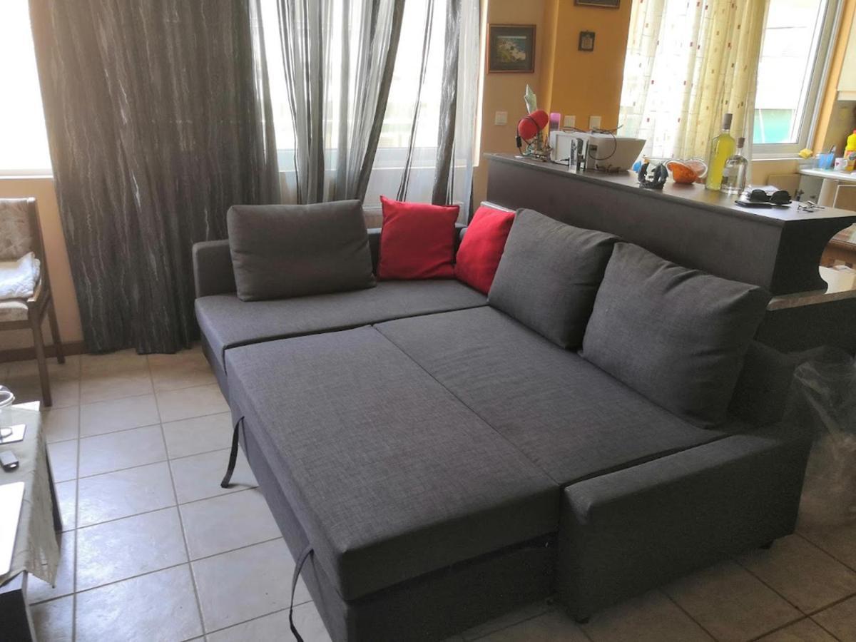 Beautiful And Cozy Appartment In Dafnh, Atenas Exterior foto